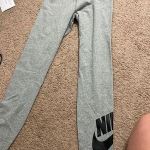 Nike leggings